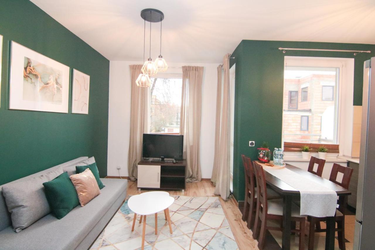 Dmk Green Apartment Near Warsaw-Modlin Airport Nowy Dwór Mazowiecki Kültér fotó